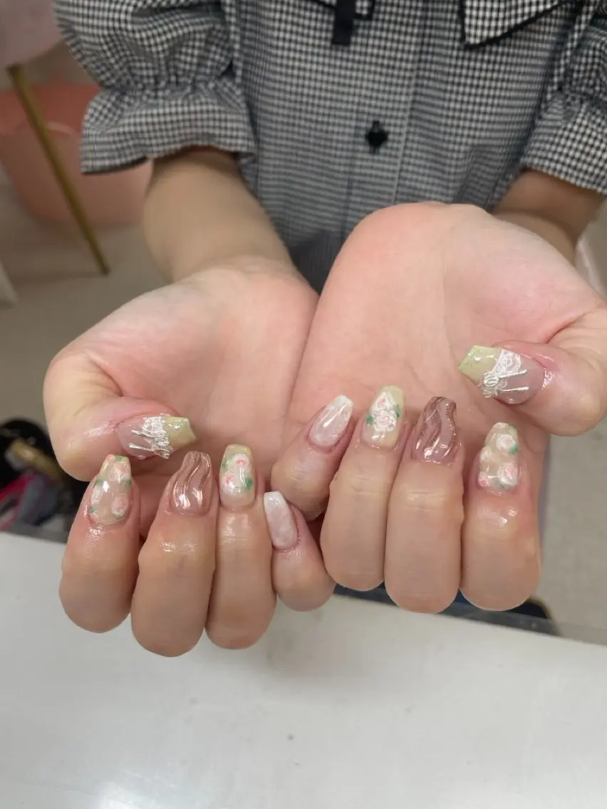 ネイル ガーリー ミラーネイル ワンホンネイル ハンドネイル nailsalon popoのネイルデザイン