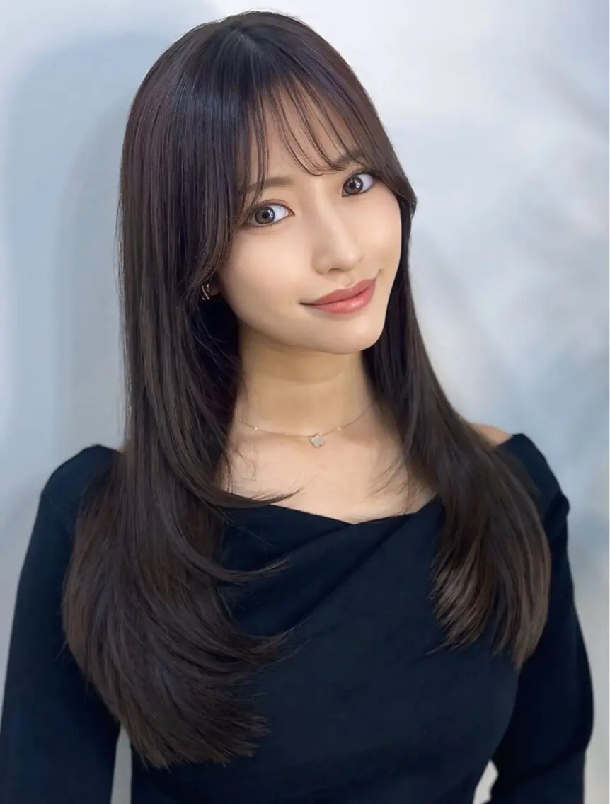 ロング カラー 顔まわりレイヤー レイヤーカット ロング カット ヘアカラー トリートメント 橋本 もっさんのヘアスタイル