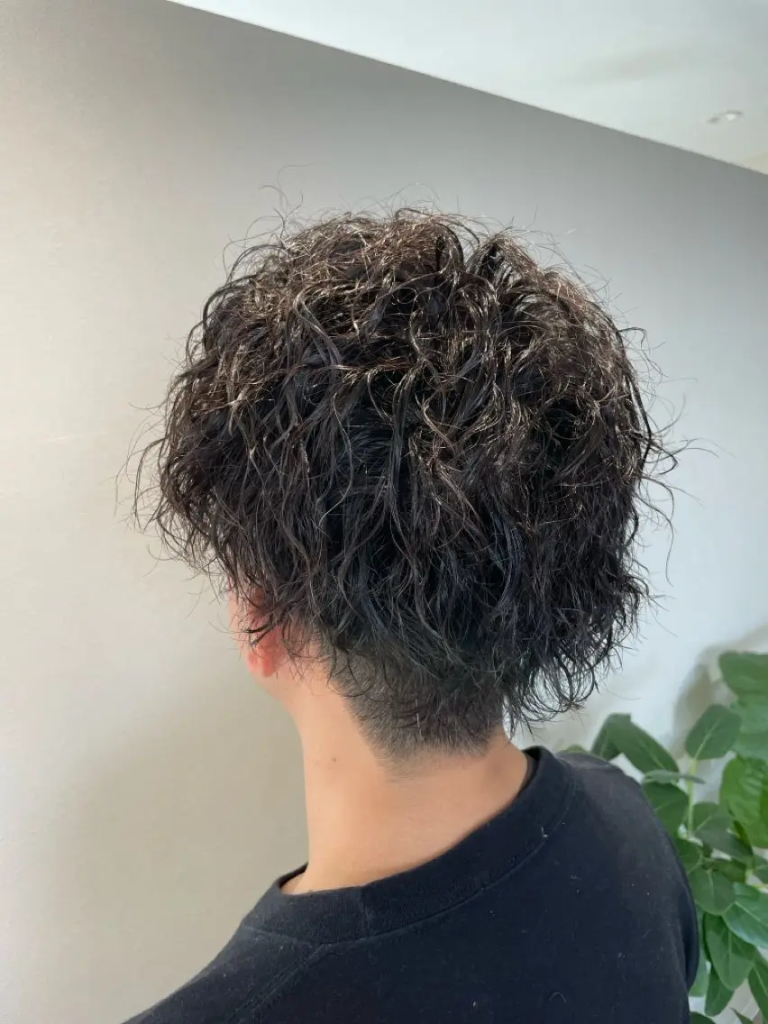 メンズパーマ　ツイスト、スパイラルパーの写真