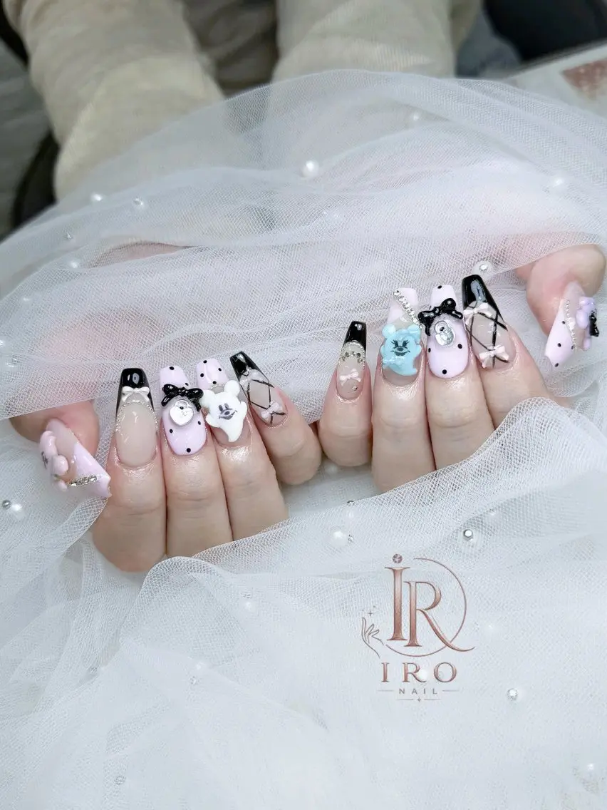 ネイル ハンドネイル IRO Nail Studioのネイルデザイン