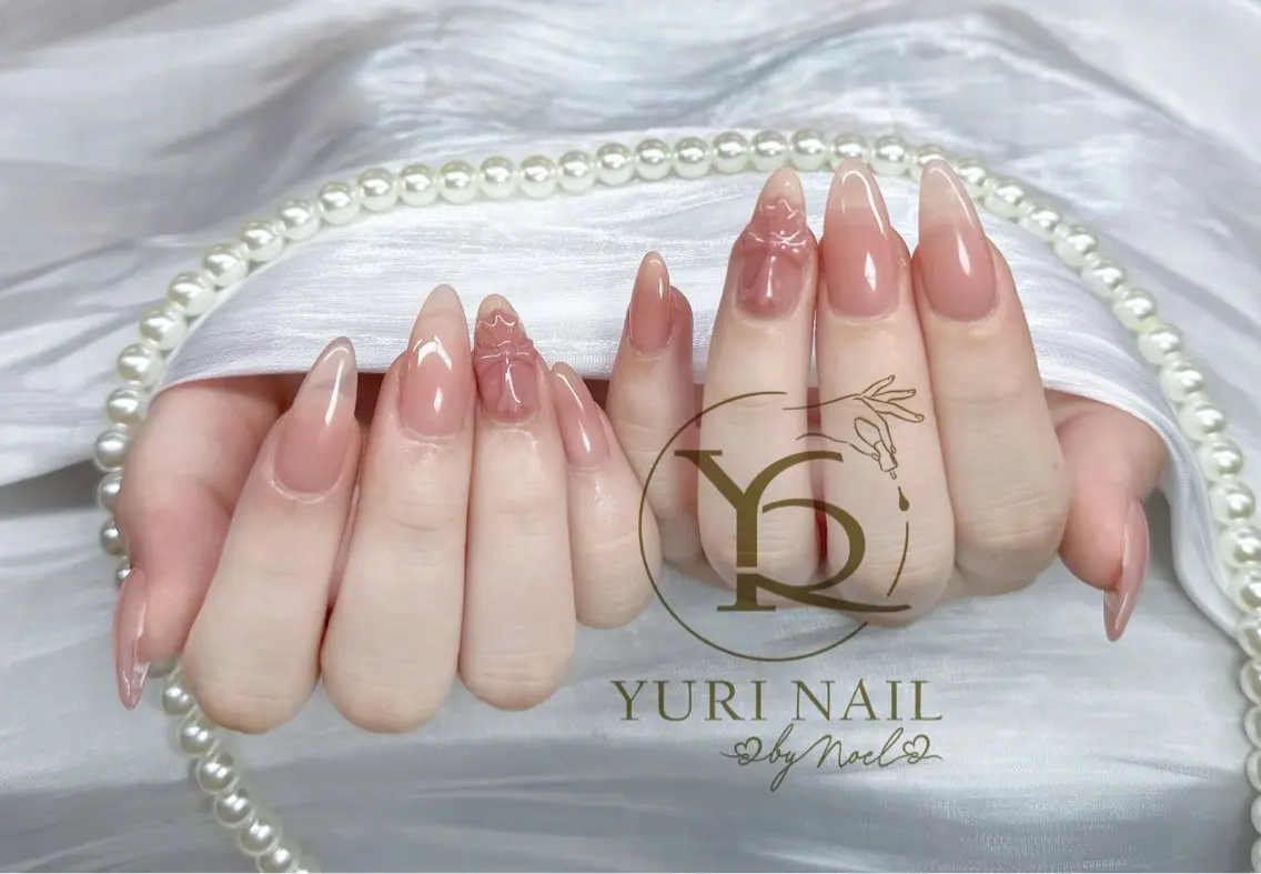 ネイル チークネイル フットネイル フレンチネイル グラデーション キラキラネイル ハンドネイル フットネイル ハンドケア YURI Nail Funabashiのネイルデザイン