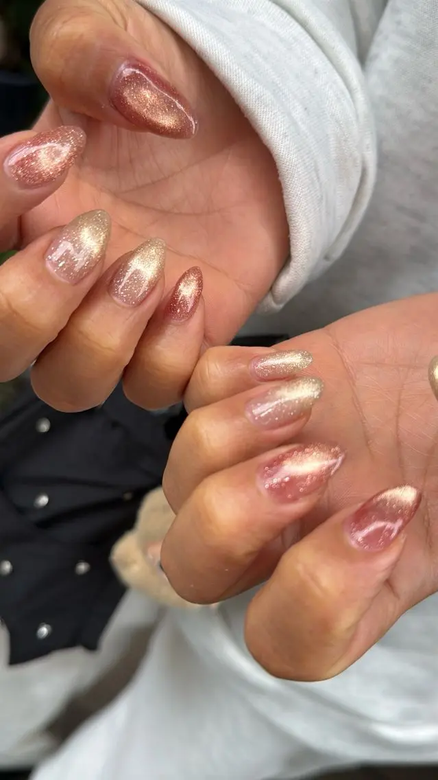 ネイル フラッシュネイル フラッシュマグ フットネイル フレンチネイル 韓国ネイル ハンドネイル SAKU nail 作島茜のネイルデザイン