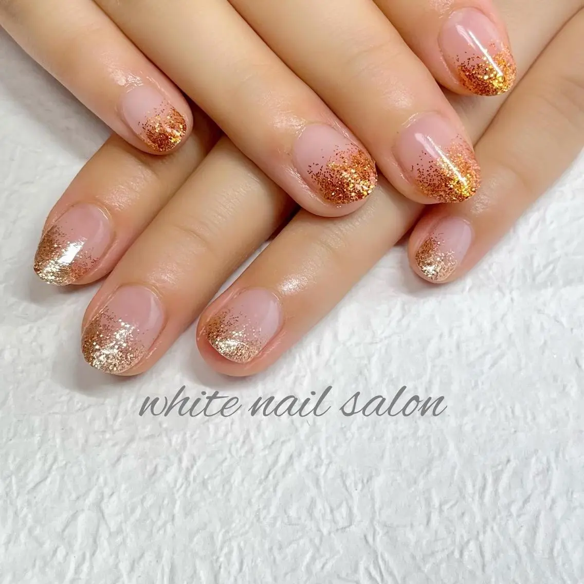 ネイル ジェルネイル ハードジェル ラメ(グリッター) 持ち込み シンプルネイル white nail salonのネイルデザイン