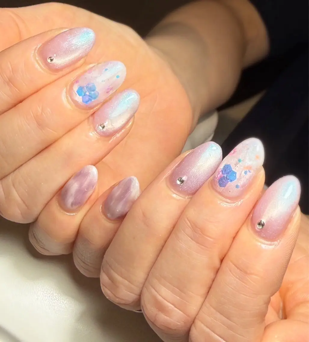 ネイル ハンドネイル Lise リゼ ネイルルームのネイルデザイン