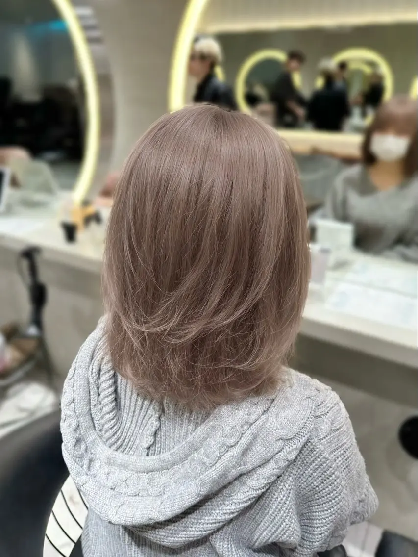 ミディアム ヘアカラー コウスケ/ハイトーン /韓国レイヤーのヘアスタイル