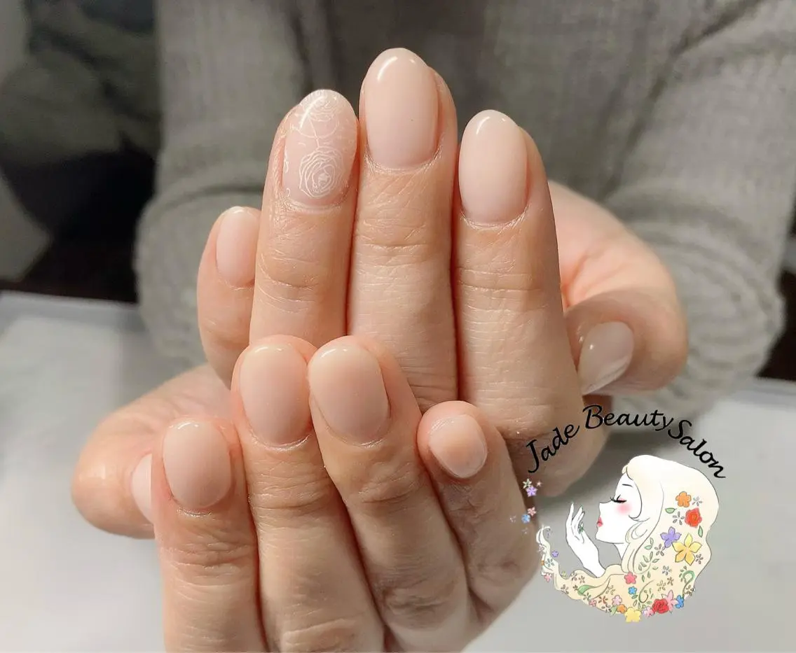 ショート ネイル シンプルネイル JadeBeauty Salonのネイルデザイン