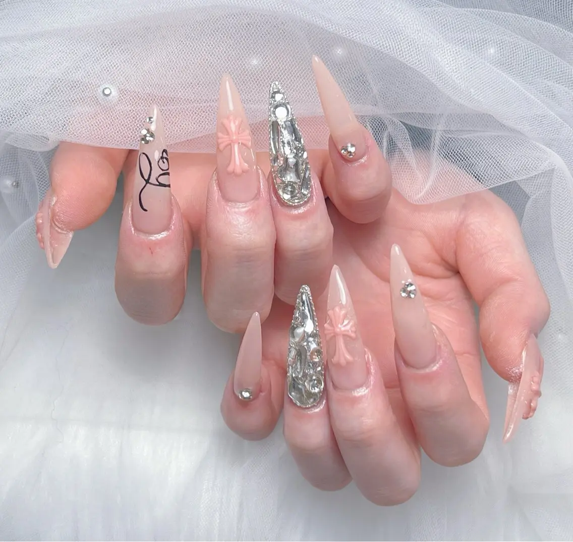 ネイル アートネイル オーロラネイル チークネイル 長さ出し フットネイル Miya _nailのネイルデザイン