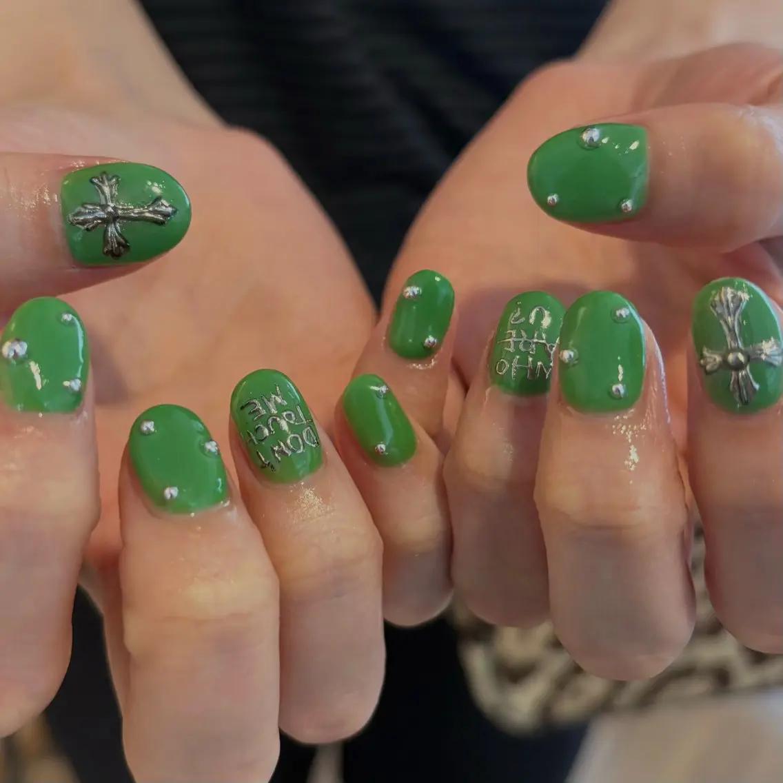 ネイル ハンドネイル フットネイル yuri / 個性派nailのネイルデザイン