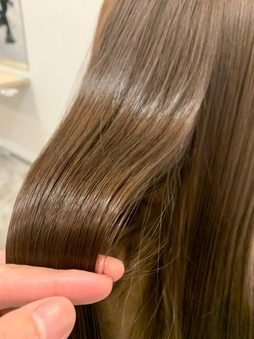 平日限定✨カット、縮毛矯正(根元~中間)とカウンセリングでなりたい髪色にしてみましょうの写真
