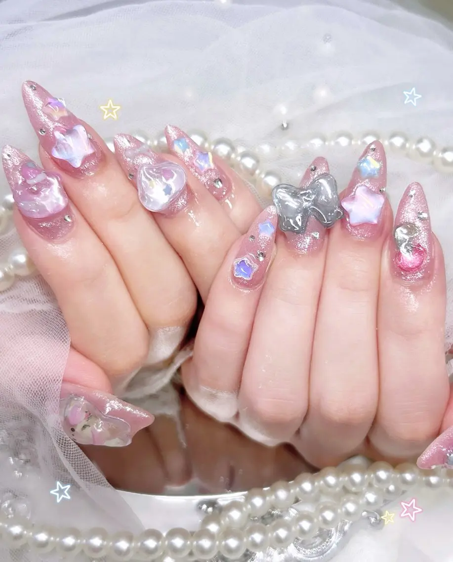 ネイル 持ち込み ハンドネイル ️🫧みつき/ 渋谷/痛ネイル️🫧のネイルデザイン