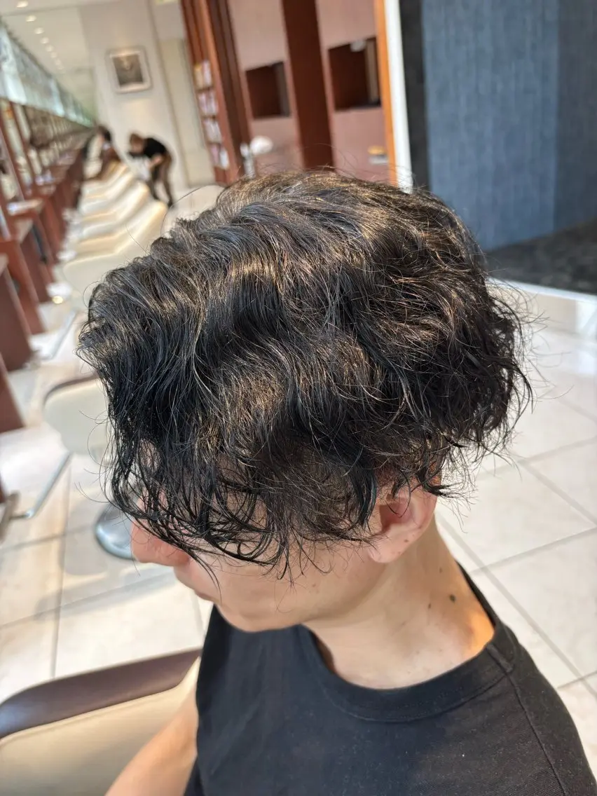 平日限定メンズカット＋パーマ　5000円🦎の写真