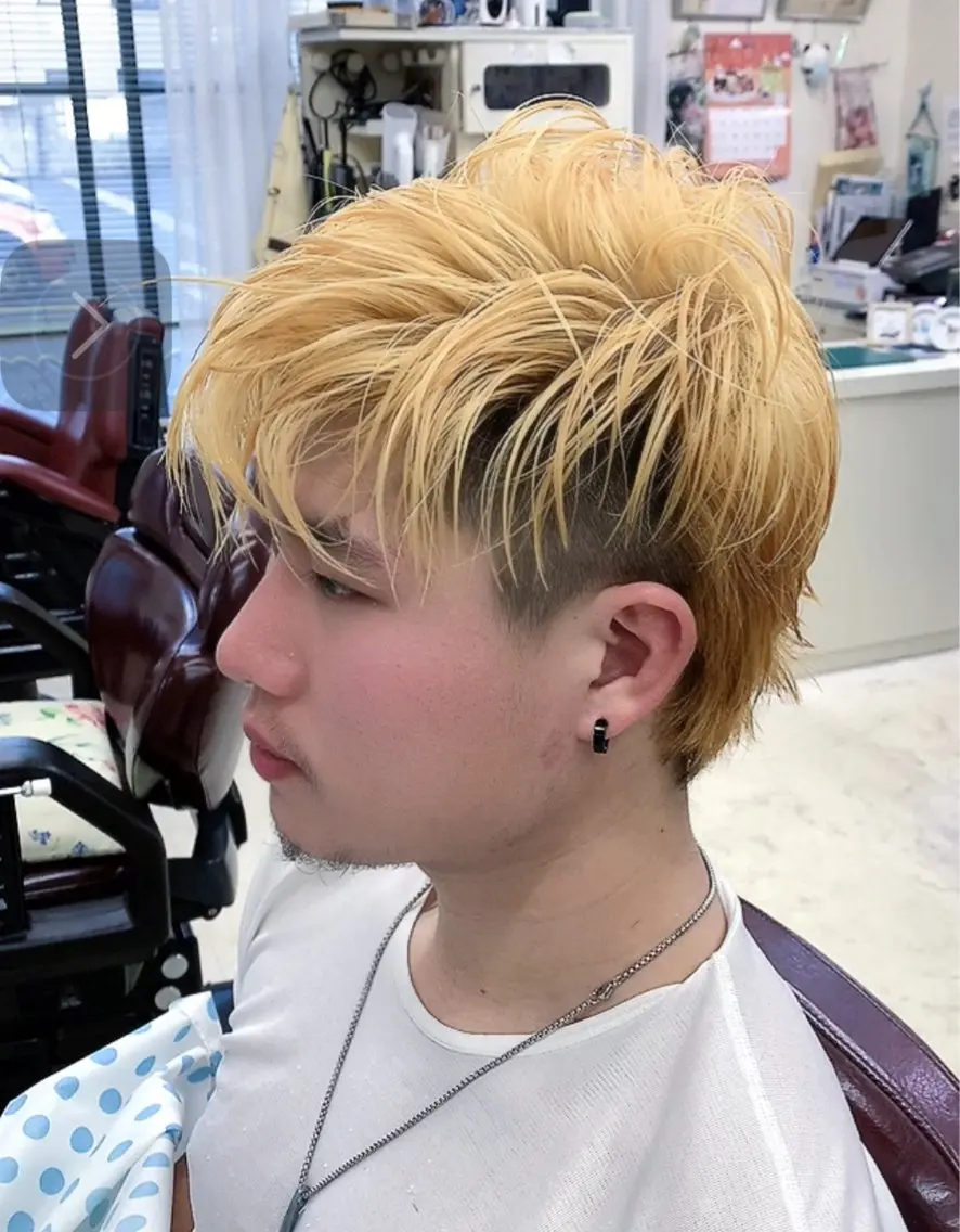 カラー ブリーチ 竹内 秀美のヘアスタイル