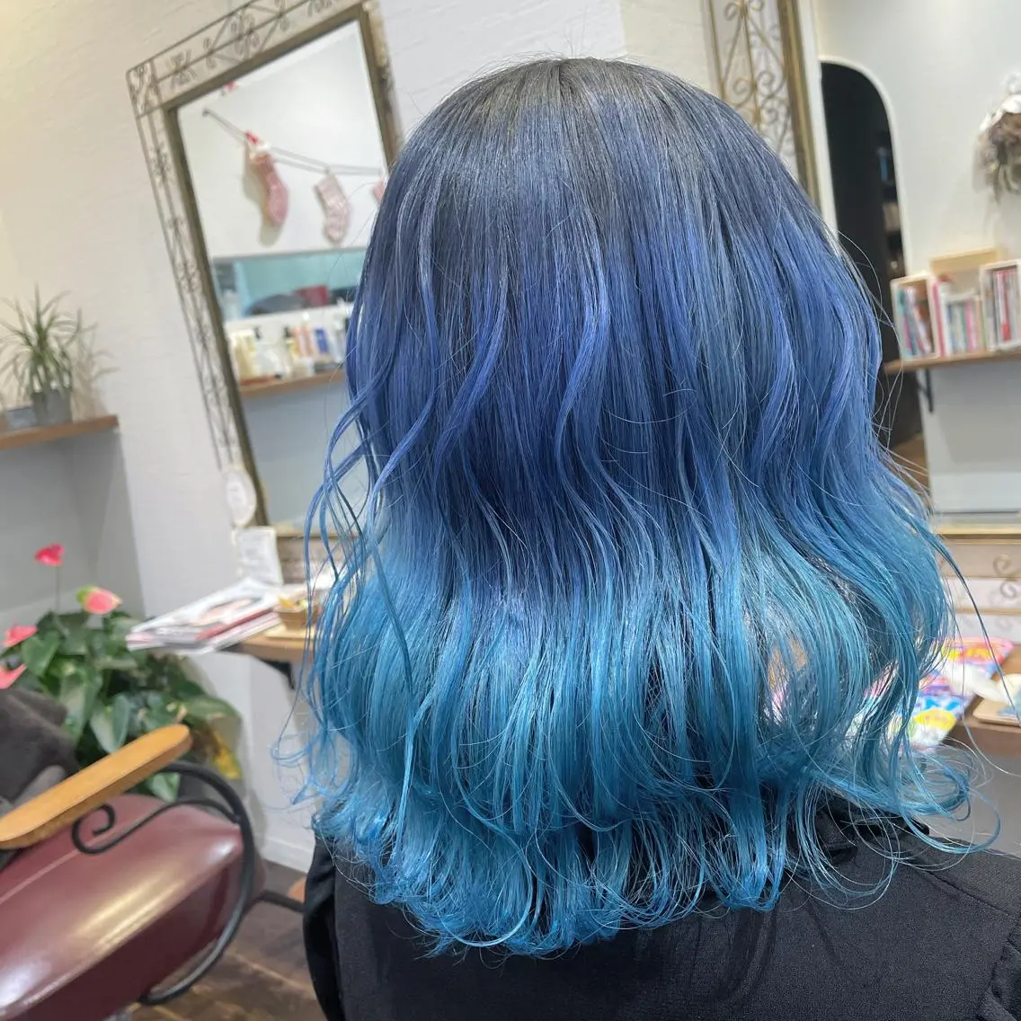 ミディアム カラー 皆巳 達郎のヘアスタイル