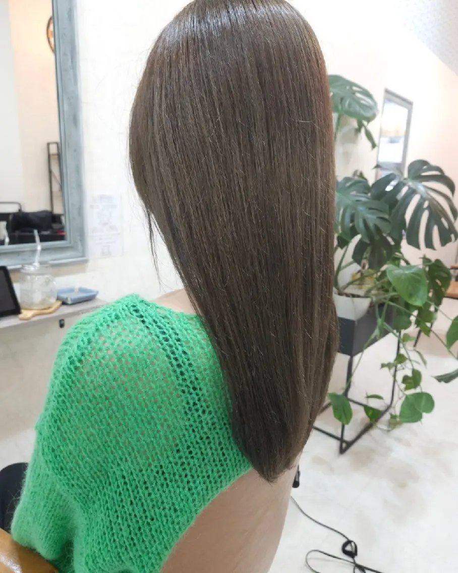 ロング カラー ブリーチ ダブルカラー ブリーチなしカラー オリーブカラー nico ニコ🫧のヘアスタイル