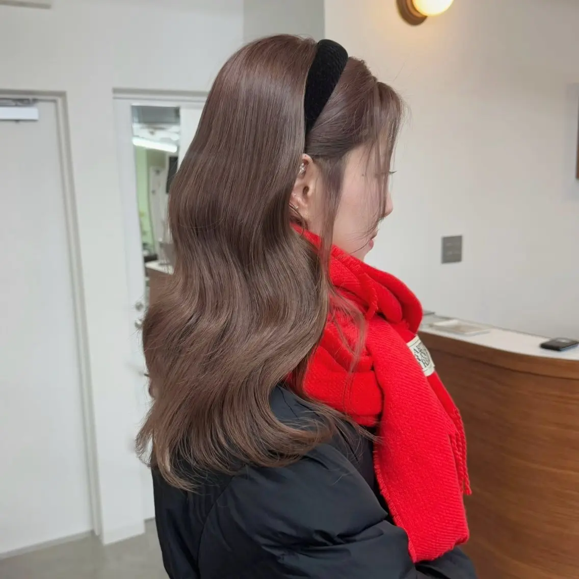 セミロング カラー カットモデル୨୧大阪 梅田タカシマリナ♡のヘアスタイル