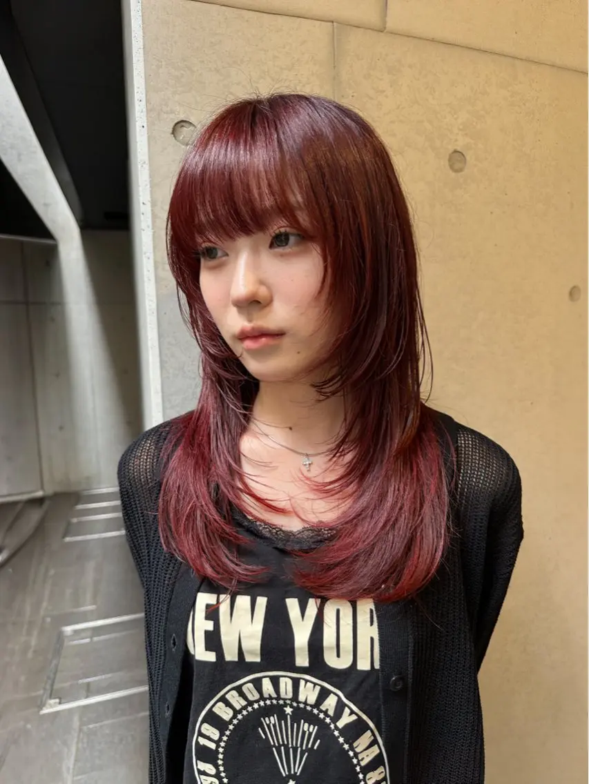 ロング カラー 顔まわりレイヤー ハッシュカット レイヤーカット カット ヘアカラー 似合わせレイヤー/ 顔まわり/山本祐輔のヘアスタイル