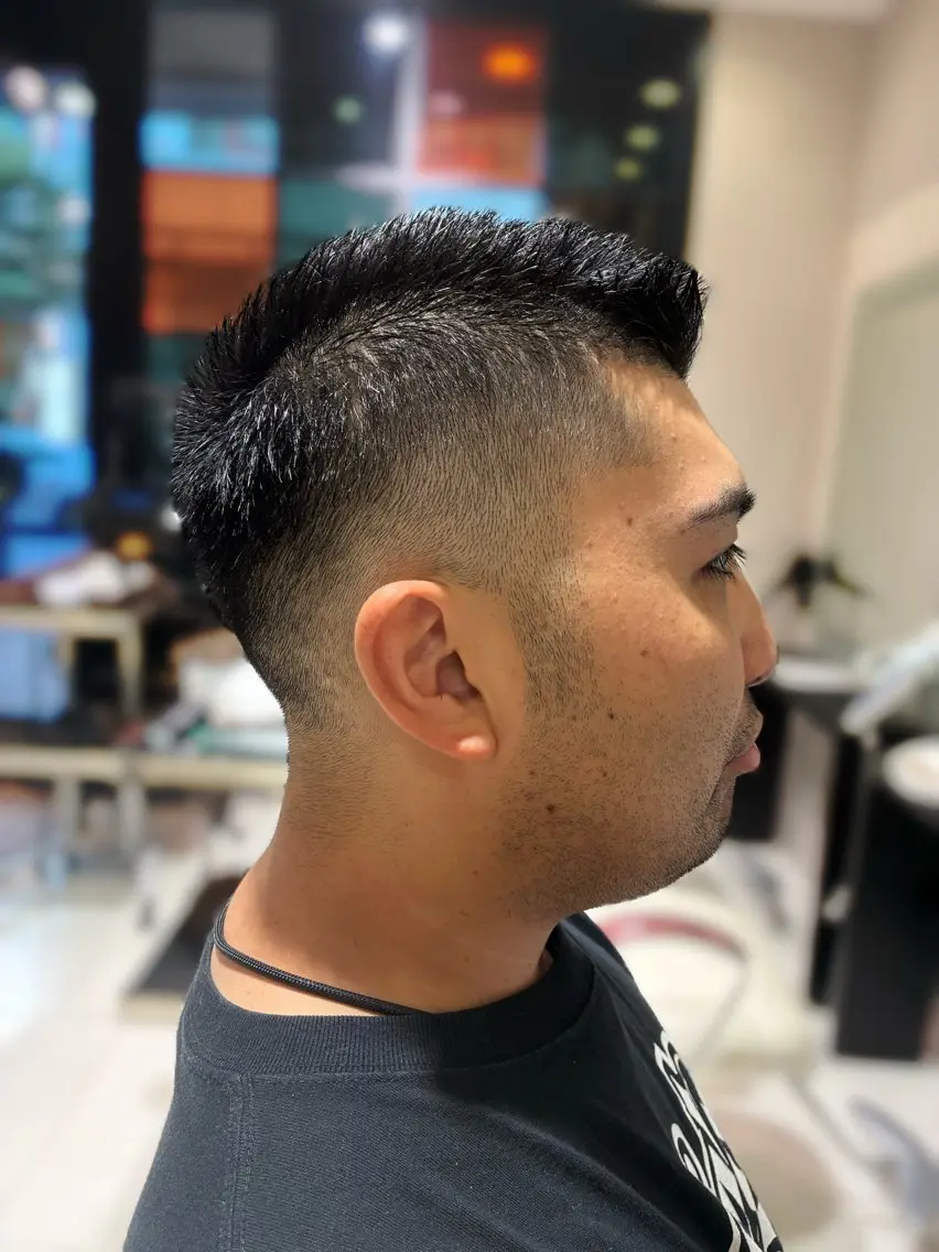 ショート メンズ earth 恵比寿 浦中のヘアスタイル