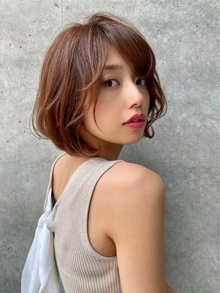 ミディアム アッシュ カット ヘアカラー トリートメント 🫧岡野/透明感🍃 /髪質改善🫧のヘアスタイル