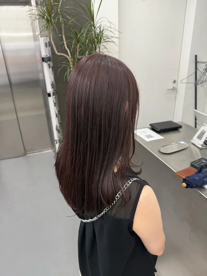 セミロング カラー カット ヘアカラー トリートメント 古田 昂也のヘアスタイル