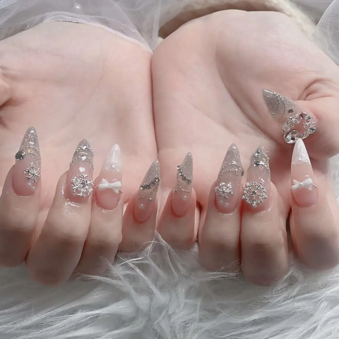 ネイル フレンチネイル ジェルネイル ハロウィン 韓国ネイル マグネットネイル ハンドネイル neco H.babynailのネイルデザイン