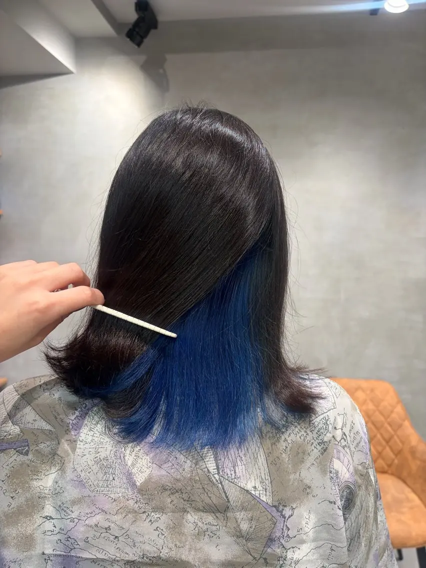 ミディアム カラー ブルーカラー インナーカラー ヘアカラー ブリーチ✨/似合わせ カラー🎀/Yuzuのヘアスタイル