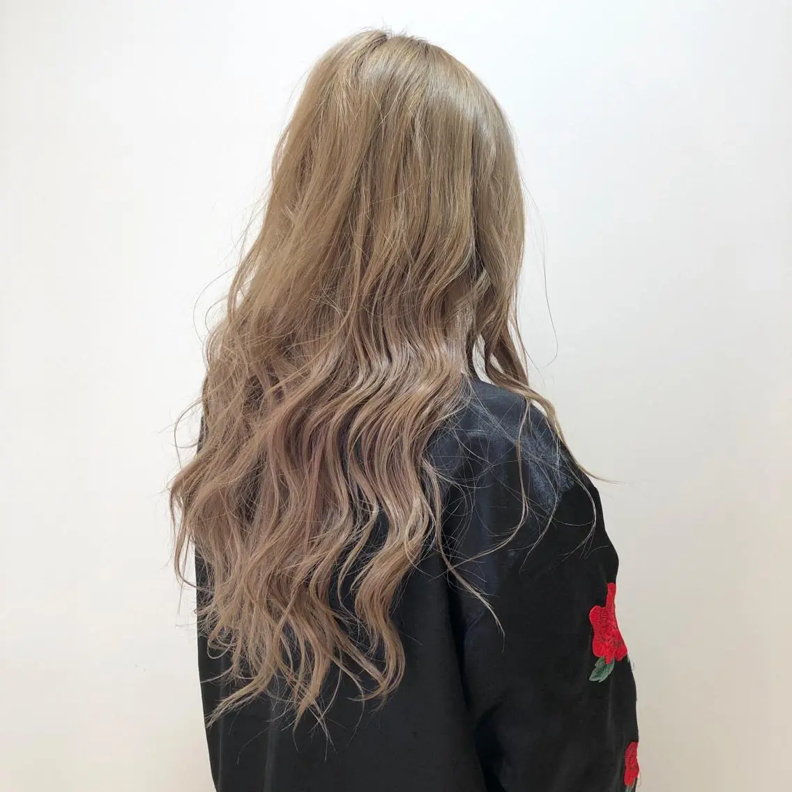 ロング カット 🌈ぷる艶カラー🌈 髪質改善👑柳沼尚貴のヘアスタイル