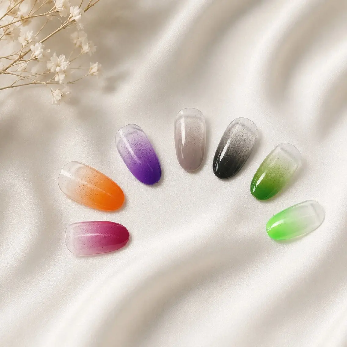 ネイル Reivl Nails のネイルデザイン