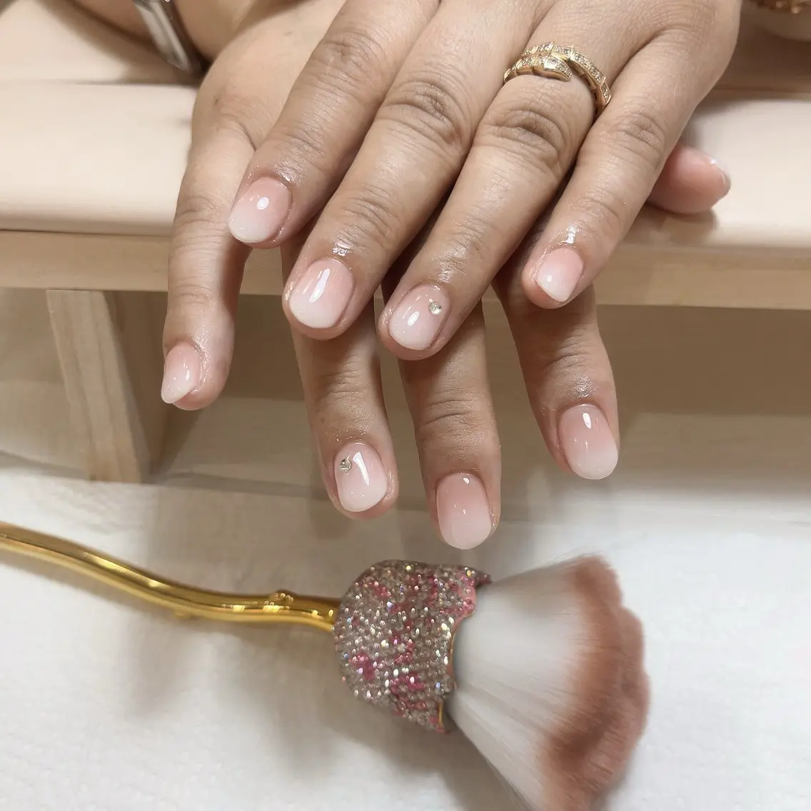 ネイル ハンドネイル MoonNail ユリ🌸のネイルデザイン