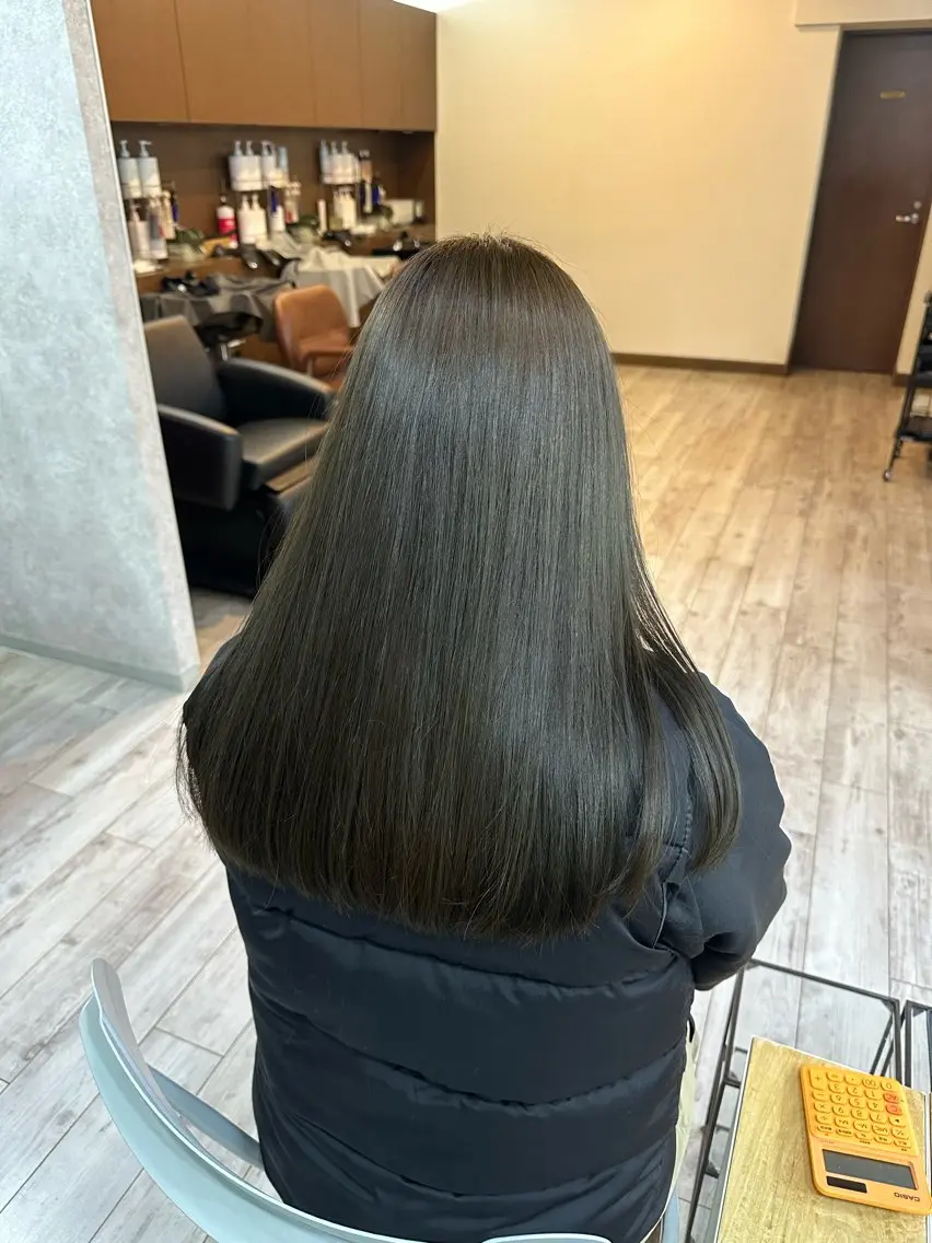 ロング　カットモデルの写真