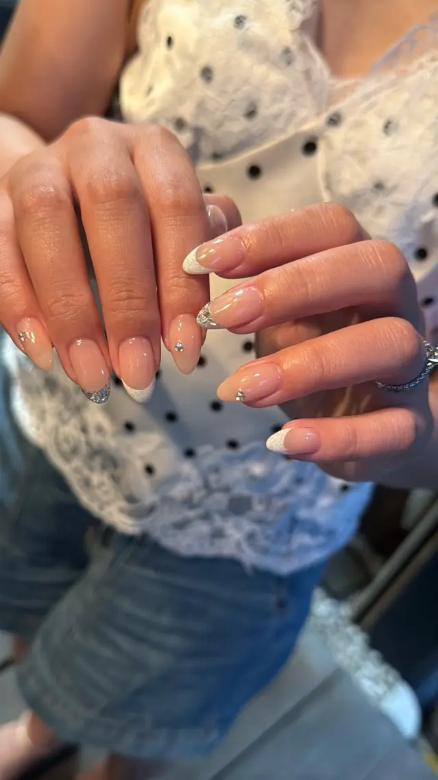 ネイル フラッシュネイル フラッシュマグ フットネイル フレンチネイル 韓国ネイル ハンドネイル SAKU nail 作島茜のネイルデザイン