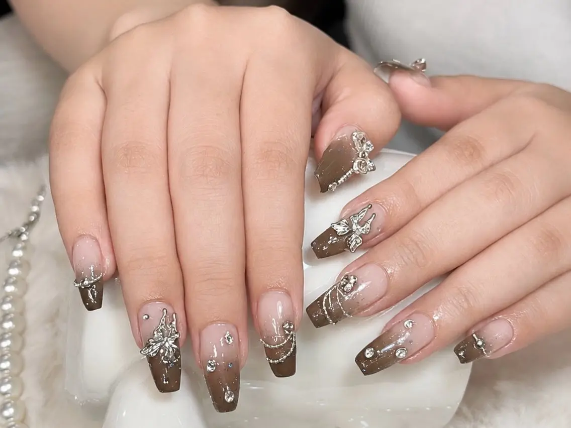 ネイル ハンドネイル YMT__ Nailsのネイルデザイン