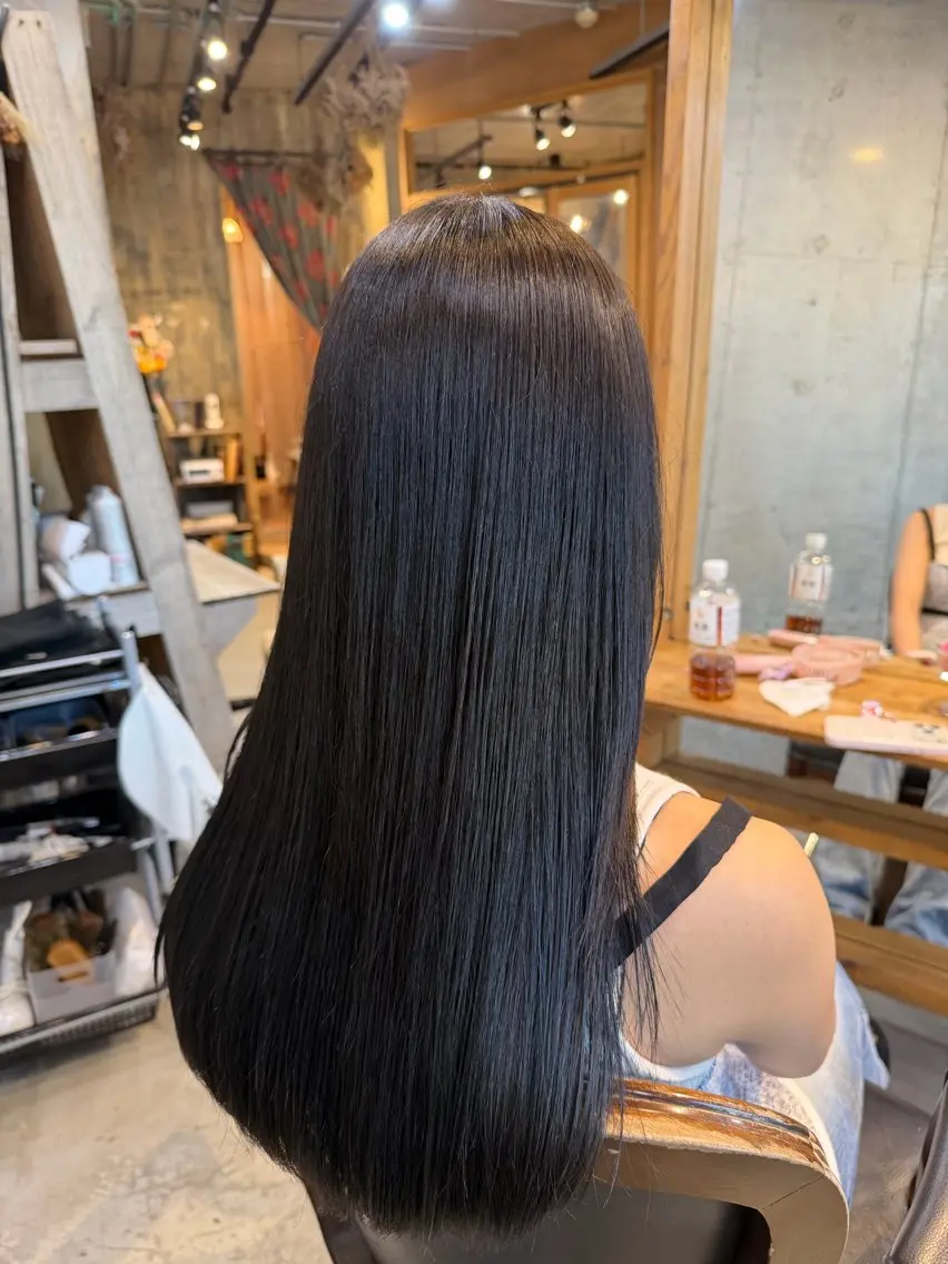ロング カラー ヘアアレンジ ブラウンカラー 透明感カラー ダークブラウン レイヤーカット ロング カット ヘアカラー トリートメント 🍀Ryosuke 🍀のヘアスタイル
