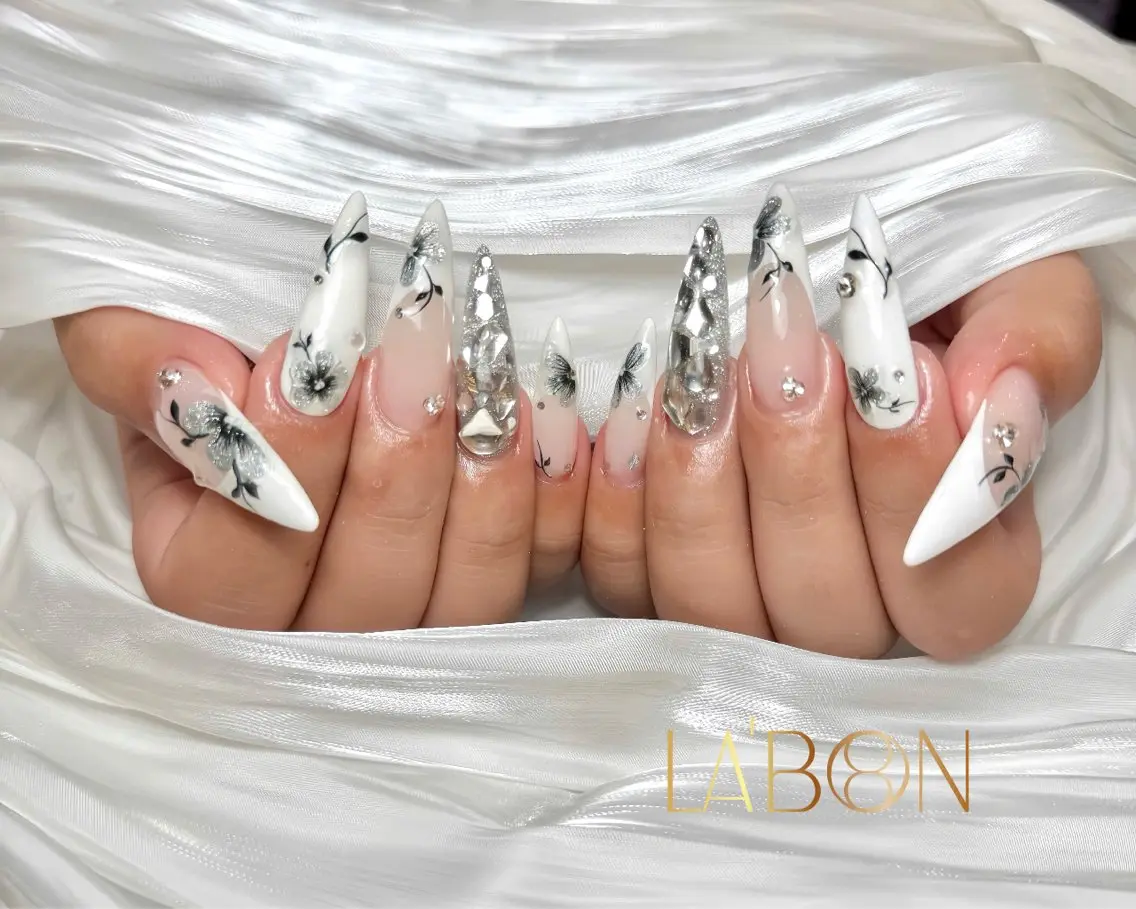 ネイル アートネイル ジェルネイル キラキラネイル 韓国ネイル ロングネイル Labon Nails Artのその他イメージ