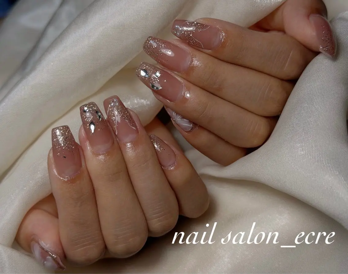 ネイル 持ち込み ハンドネイル フットネイル nail salon _ecre_のネイルデザイン