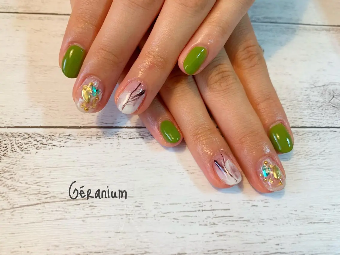 ネイル ハンドネイル GéRanium Harukaのネイルデザイン