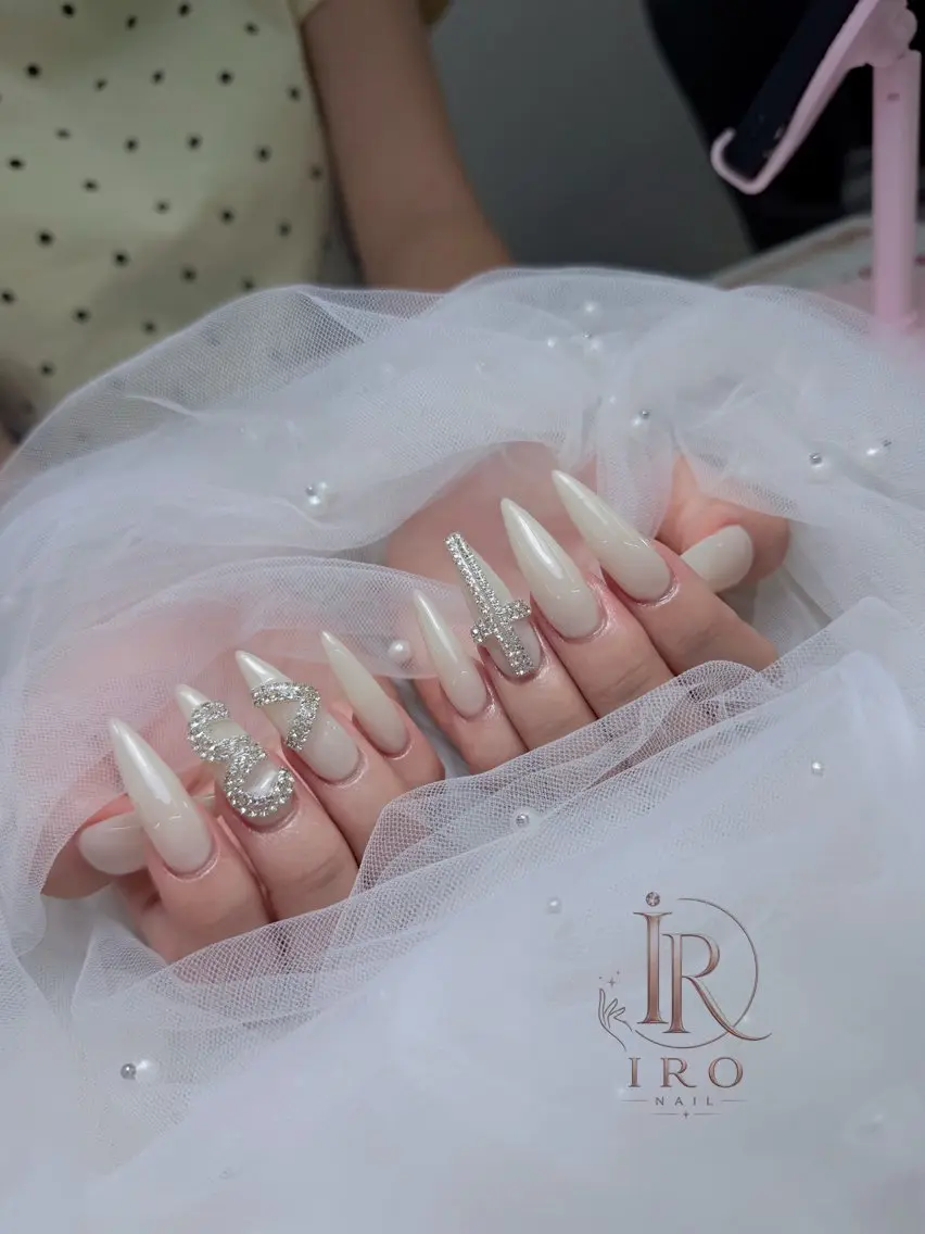 ネイル ハンドネイル IRO NAIL FUNABASHIのネイルデザイン
