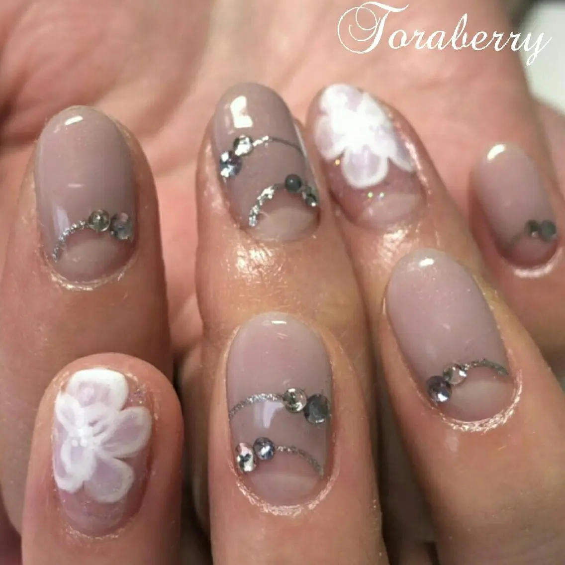 ネイル ハンドネイル ネイリスト なつみのネイルデザイン