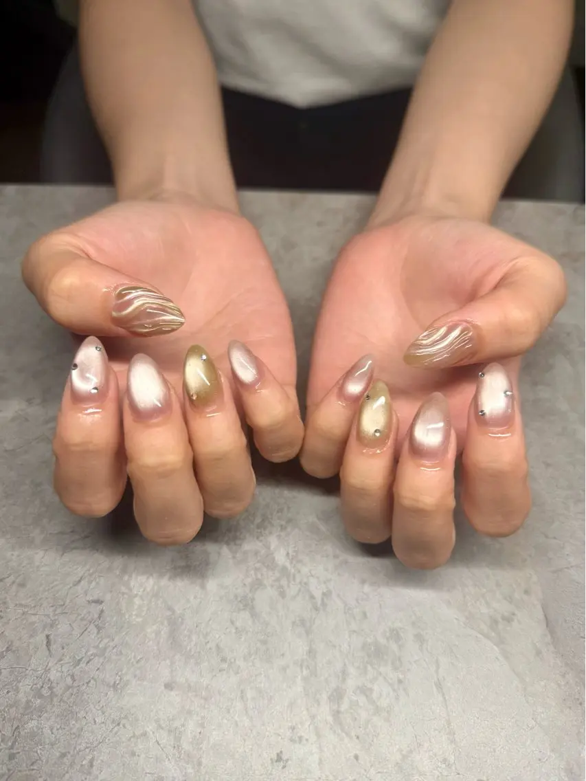 ネイル ハンドネイル IROHA NAIL 美優のネイルデザイン