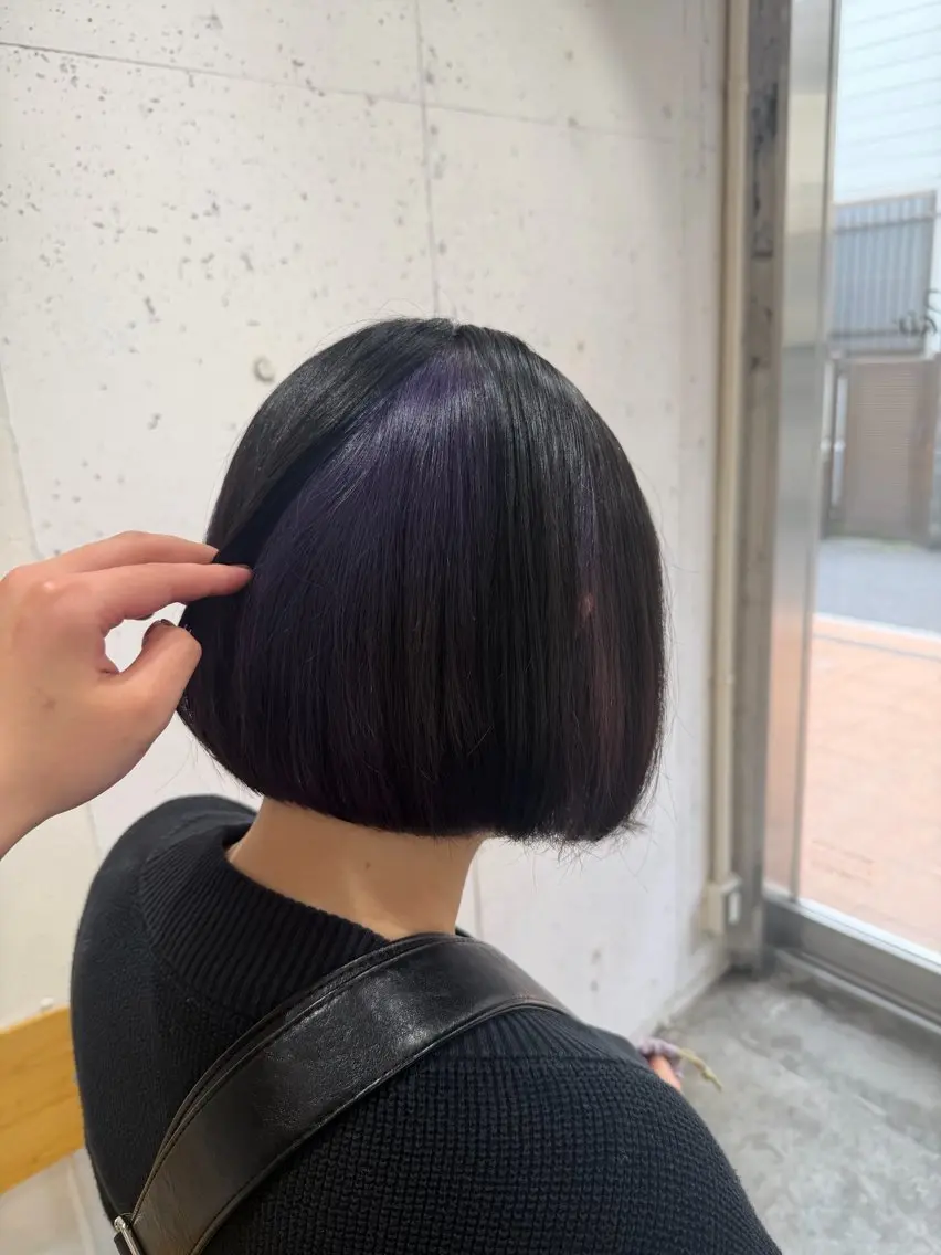 ミディアム カラー ブリーチ ヘアカラー レイヤーカット 艶髪🎀HINATAのヘアスタイル