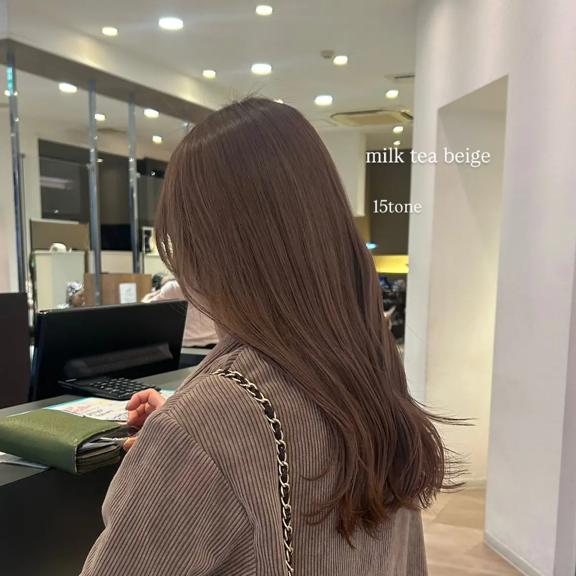 ミディアム カラー ベージュカラー ブリーチ ダブルカラー ヘアカラー 指 碧波 カラーモデル募集🎀のヘアスタイル