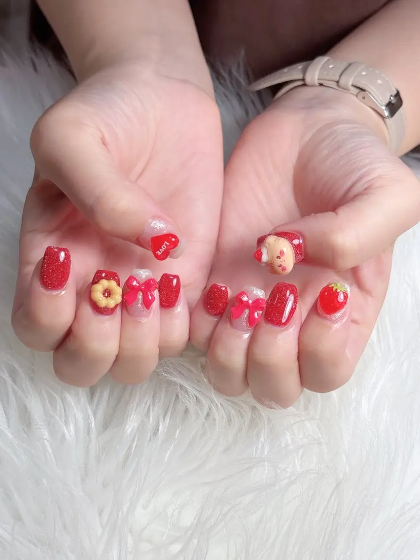ネイル 💅ネイルハウス🏡 🎀TOMO🎀のネイルデザイン