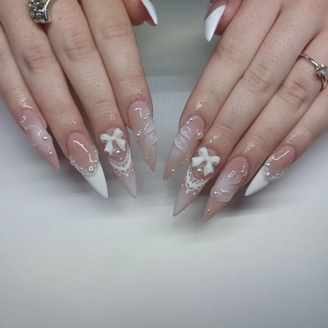 ネイル 韓国ネイル マグネットネイル 持ち込み Dyo Nail_Royalのネイルデザイン