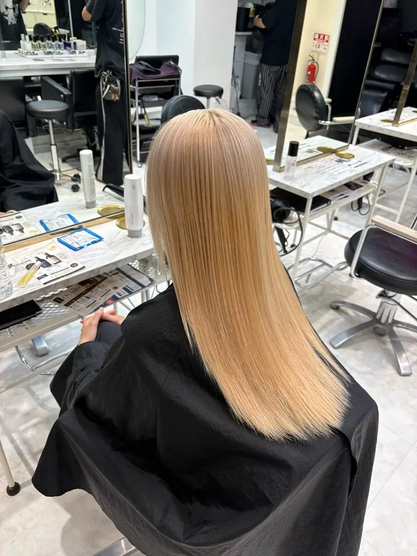 ロング カラー ベージュカラー ブロンド ブロンドベージュ ヘアカラー トリートメント ヘアセット 色落ち綺麗🩰ハイ トーン🎀RINKAのヘアスタイル