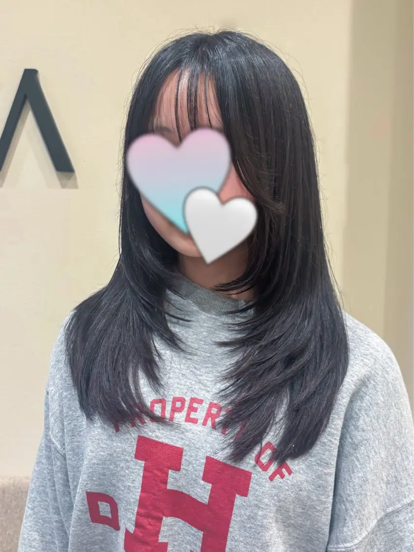 ミディアム レイヤーカット 似合わせカット 伊藤 未来のヘアスタイル