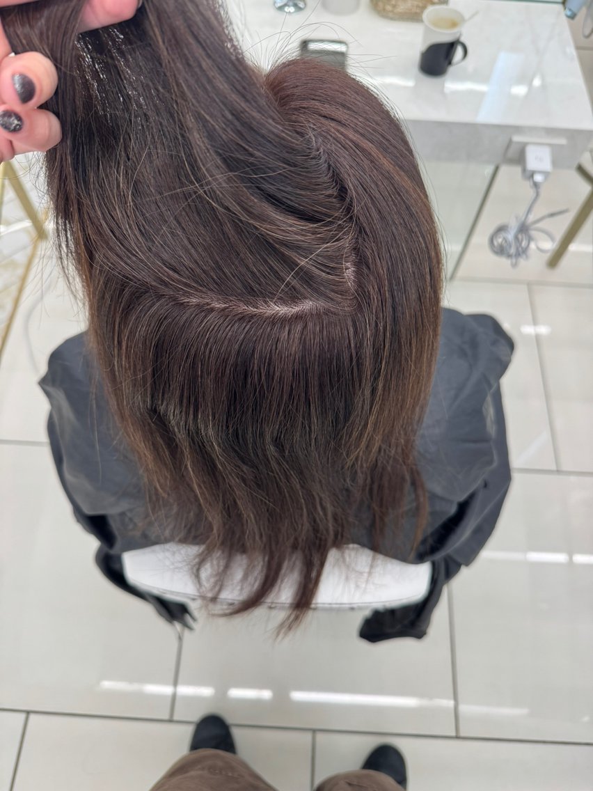 セミロング クニヨシ ハルヤのヘアスタイル