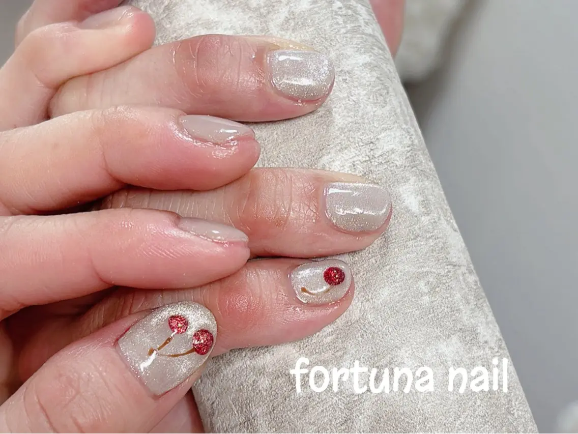 ネイル Nail •Head スパFortunaのネイルデザイン