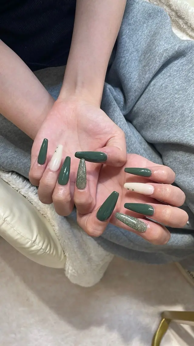 ネイル ハンドネイル SunNail池袋 🍧エミリーのネイルデザイン
