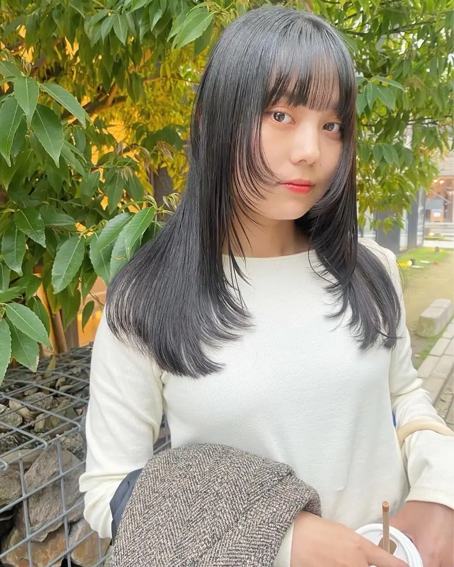 ロング ヘアカラー トリートメント ヘッドスパ qpulaあいみ 透明感カラーのヘアスタイル
