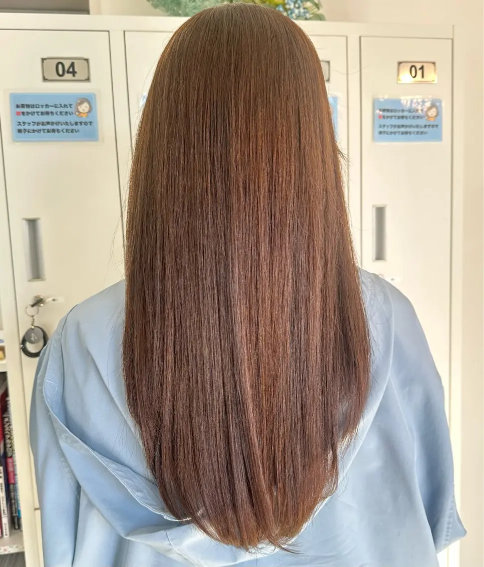 ロング Azule なつめのヘアスタイル