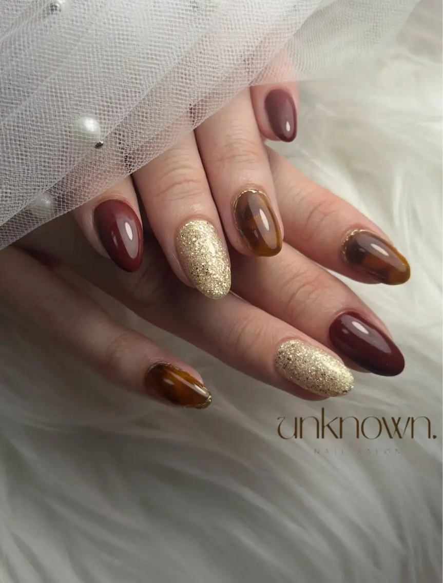 ネイル べっ甲ネイル ボルドー ハンドネイル NAiL SALON unknown.のネイルデザイン